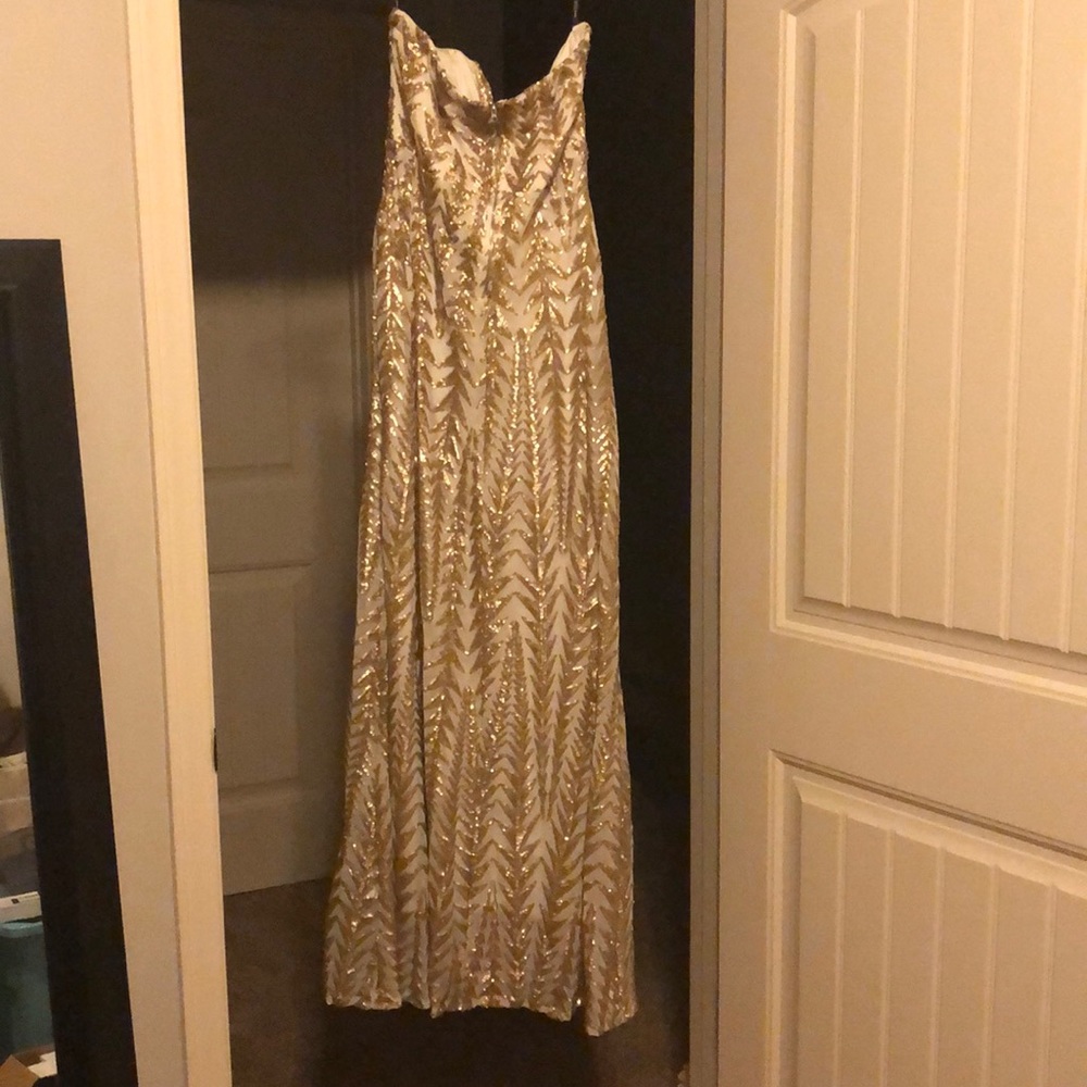White & Gold Gown - Picture 5 of 6